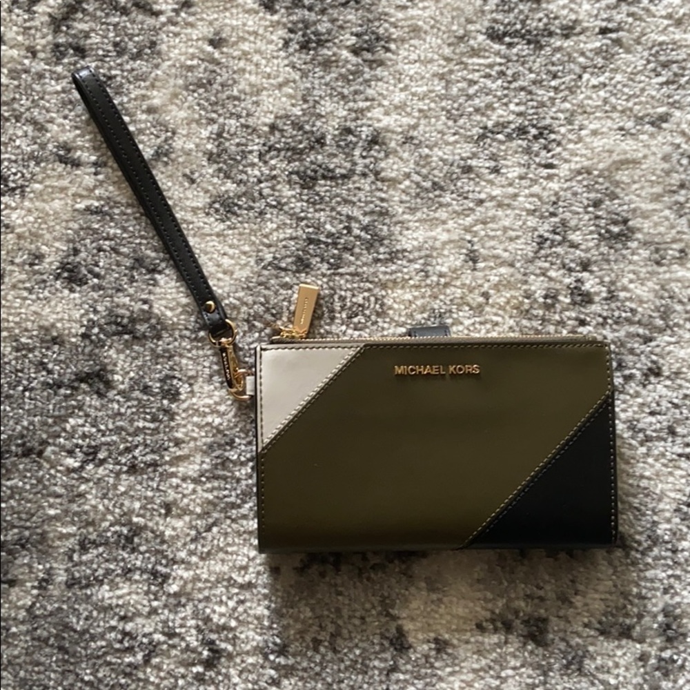 Michael Kors Jet Set Double Zip Wristlet - NEW
